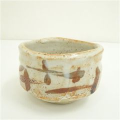 美濃焼　志野　茶碗　在銘【タ】　茶道具　骨董　古玩 美濃焼 志野茶碗 抹茶碗 在銘 茶道具 絵志野 志野焼 骨董 - メルカリ