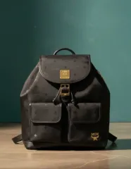 MCM ブラック バックパックのサムネイル