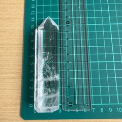 開運！ 水晶 六角柱 お守り 新品未使用！ 水晶院 - メルカリ