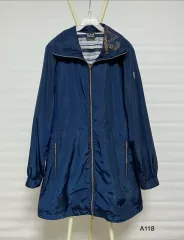 EMPORIO ARMANI エンポリオアルマーニ レディース ウィンドブレーカー L 正規品のサムネイル