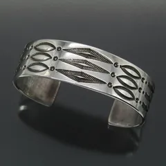 美品 Jennifer Curtis ナバホ族 バングル スタンプワーク 20mm ジェニファーカーティス ブレスレット メンズ レディース  80007457
