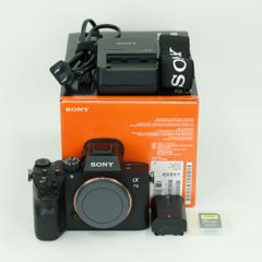 箱付き良品】SONY α7III ILCE-7M3 ボディ - メルカリ