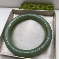 K18金金具】天然 翡翠 ジェイド ペンダントトップ もみじモチーフ 箱 