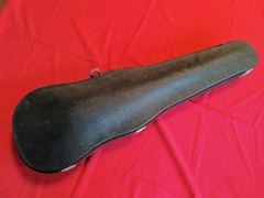 Violin, stringed instrument, with case, junk condition, as-is, beginner.