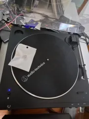 AT (オーディオテクニカ) Lp60 ー XBT