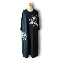 黒留袖パッチワークフラワーTシャツワンピース 一点物｜着物リメイク ロングワンピース【zivun】のサムネイル