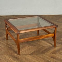 未使用、未開封ACME Furniture アクメフィニチャーサイドテーブル
