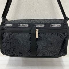 9383 LeSportsac レスポートサック ショルダーバッグ 斜めがけ 紐調節