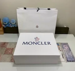 モンクレール ボックス + お買い物バッグのサムネイル