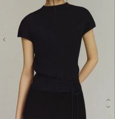 NOWNS Seine Pleats tops ブラック 半袖カットソー - メルカリ