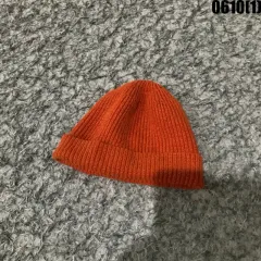 MUSINSA ムシンサ スタンダード オレンジ ニット ビーニーのサムネイル