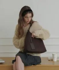 OFプラム スウェード HOBO BAG 出品のサムネイル