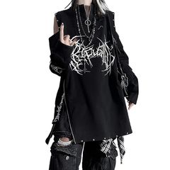ililil（イルイルイル）の飛びます！フライスカル！パーカー - メルカリ
