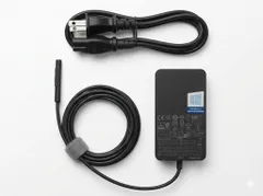【中古】マイクロソフト 1800 電源ACアダプター Surface 15V 2.58A 44W充電器 USB充電ポートと 電源ケープル付属のサムネイル