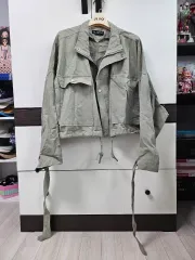 66girls 薄カーキ コットン ボタン カラージャケットのサムネイル