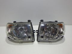 パジェロ 純正ヘッドライト左側 HIDインナーブラックキセノン 送料無料 