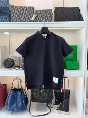 正規品/38size トム・ブラウン 半袖 レディースのサムネイル