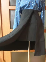 (新品)ロングスリット アシンメトリー スカート - ミニスカート 付き