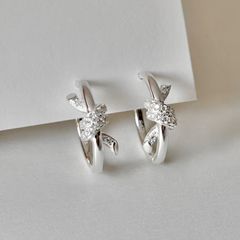CHANEL ココマーク フープピアス シルバー - メルカリ