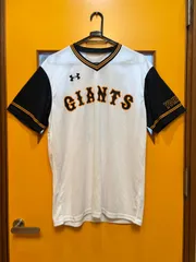 Y【Y10-87】△ UNDER ARMOUR　サイズ不明　読売ジャイアンツ　背番号8　丸佳浩選手　レプリカユニフォームTシャツ　白色×黒色×オレンジ