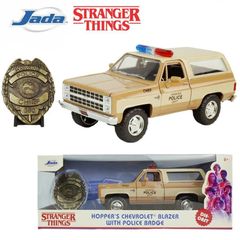 다이캐스트 1/24 상자가 들어간 미니카 JADA STRANGER THINGS HOPPER'S CHEVROLET BLAZER 스트레인저싱스 호퍼 셰비 블레이저 베이지 BEIGE 아메리칸 SUV 폴리스카엘 마이크 데모 고르곤