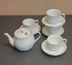 ノリタケ レジェンダリー エリントン ティーポット 3点セット とカップ