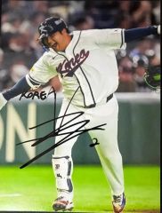 新品未使用！鈴木誠也 直筆サイン入フォト保証書付 - メルカリ