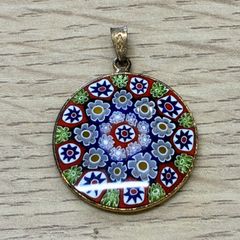ベネチアンガラス ミルフィオリ ペンダントトップ 直径1.6cm 金枠