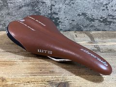 KE457 WTB SILVERADO 안장 차 135mm CR-MO 레일