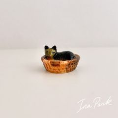 陶器製 子猫の置物 フィギュリン - メルカリ