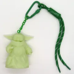 【中古】キーホルダー 蓄光 グローグー フィギュアチャーム 「Happyくじ スター・ウォーズ/マンダロリアン・アンド・グローグー」 C賞
