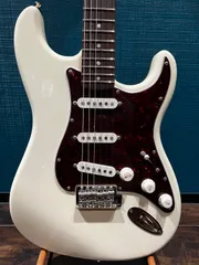 Squier by Fender Classic vibe 70s Stratocaster OWTのサムネイル