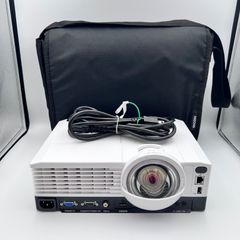 LG HF80LS プロジェクター フルHD 動作確認済 約2000時間 LG HF80LS プロジェクター フルHD 動作確認済 約2000時間 - メルカリ