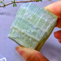 台湾ヒスイ ナミビア翡翠 2点 - メルカリ