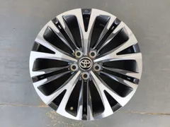美品 TOYOTA YARIS CROSS トヨタ ヤリスクロス MXPJ10 MXPB10 純正 ホイール 18インチ 7J +50 5H PCD114.3 42611-52B90 (3)のサムネイル
