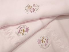 【美品】着物付下げ　総刺繍　雪輪花文　金糸　逸品 美品】着物付下げ 総刺繍 雪輪花文 金糸 逸品 - メルカリ