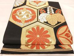 正絹 袋帯 黒地 六角形 菊文様 金糸 振袖 - メルカリ