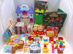 Anime Anpanman, Pokémon, Mario, and other merchandise set including plush toys, building blocks, board games, etc. [Bundle sale, functionality unconfirmed]