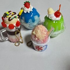 雪だるま キーホルダー マスコット スノーボード アクリルキューブ