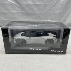 bz4X TOURING ミニカー クリスタルホワイトパール ミニカー - メルカリ