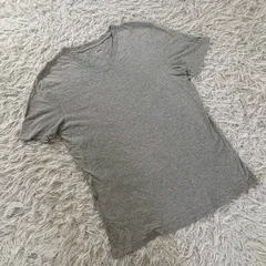 three dots  スリードッツ  アメリカ製 USA製  半袖 Tシャツ カットソー  トップス Vネック タグレス仕様  高級インナー ライトグレー  メンズ Sサイズ相当 コットン100%のサムネイル