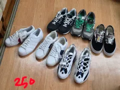 250 スニーカー 出品 アディダス ニューバランス リーボック VANSのサムネイル