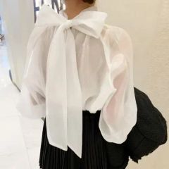 Hiand] Swan Ribbon Shirt極美品 - メルカリ