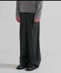 Wool Subtle Flare Slacks Mサイズ - メルカリ