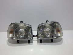 ホンダアクティバンhh5ヘッドライト左右 - メルカリ