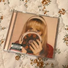Sabrina Carpenter カセットテープ fruitcake - メルカリ