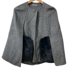 未使用 23AW CELFORD セルフォード ファーポケットリバーケープジャケット ポンチョ サイズF ブラック×グレー レディース 古着 中古 USEDのサムネイル