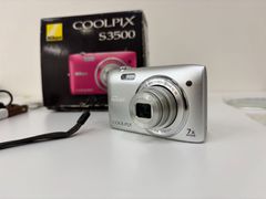 Nikon COOLPIX S3500, Nikon Coolpix, with box and memory card, in relatively good condition, tested and working.