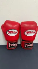 【441301100603】 訳あり Twins Special ツインズ ボクシンググローブ 8oz 赤のサムネイル