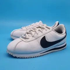eナイキ コルテッツ 225のサムネイル